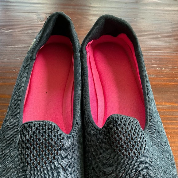 Skechers Slip-On Shoes Women's 8.5 Black Knitted Memory Foam Rubber Sole 21934M - Picture 3 of 10